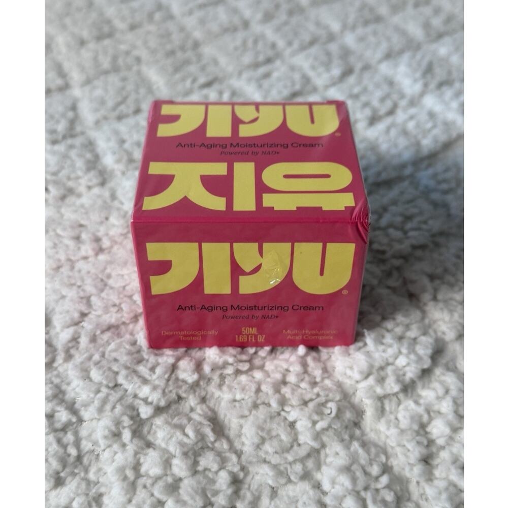 Jiyu Original Korean Skin Care - Anti-Aging Moisturizing Cream 50ml Sealed.